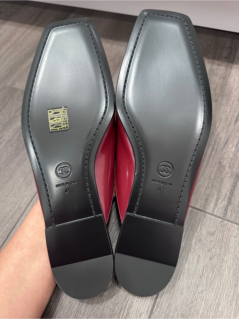 2026 CHANEL BURGUNDY LEATHER SLIDES MULES HALF LOAFER SHOES GOLD CC LOGO 41 - Picture 15 of 16
